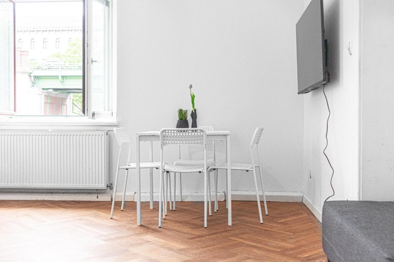 Classy 2Br Apt. W/ Exclusive Location Near Akh فيينا المظهر الخارجي الصورة