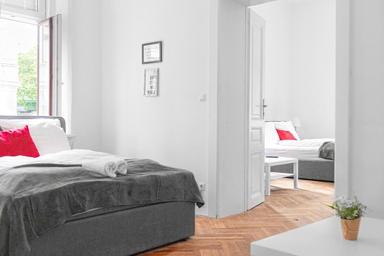 Classy 2Br Apt. W/ Exclusive Location Near Akh فيينا المظهر الخارجي الصورة
